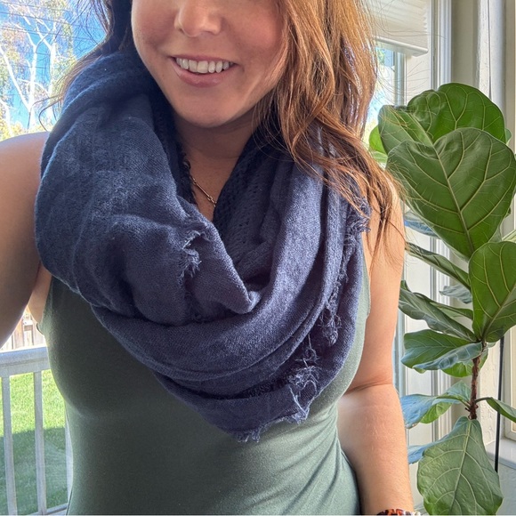 Infinity scarf bundle - Picture 8 of 9